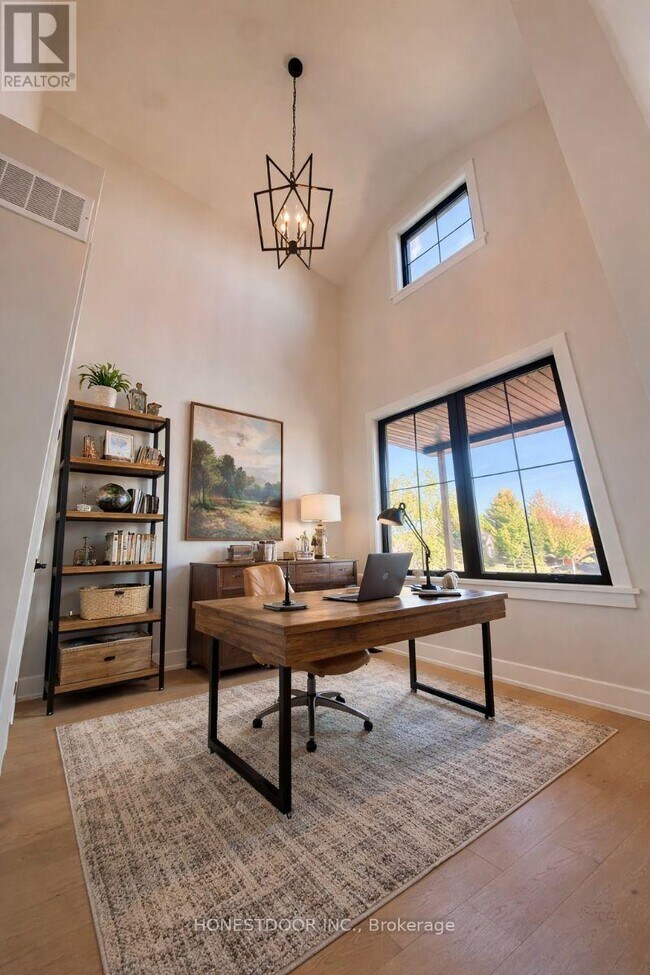 Photo du bâtiment - 300 Hilversum Ln