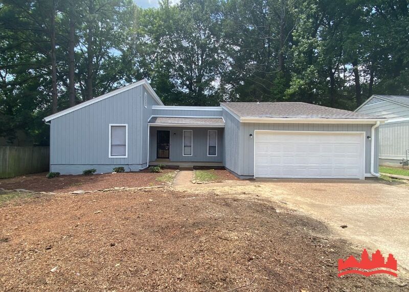 Primary Photo - 3381 Hocker Hedge Cove