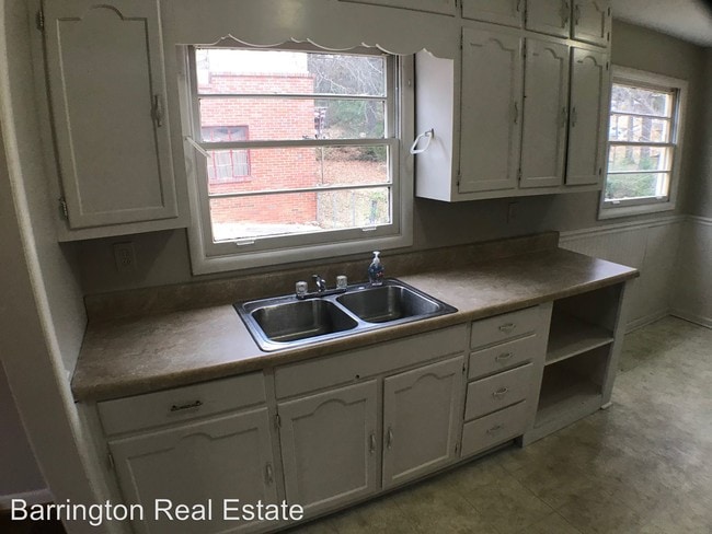 Building Photo - 3 br, 1 bath House - 317 Westwood Drive