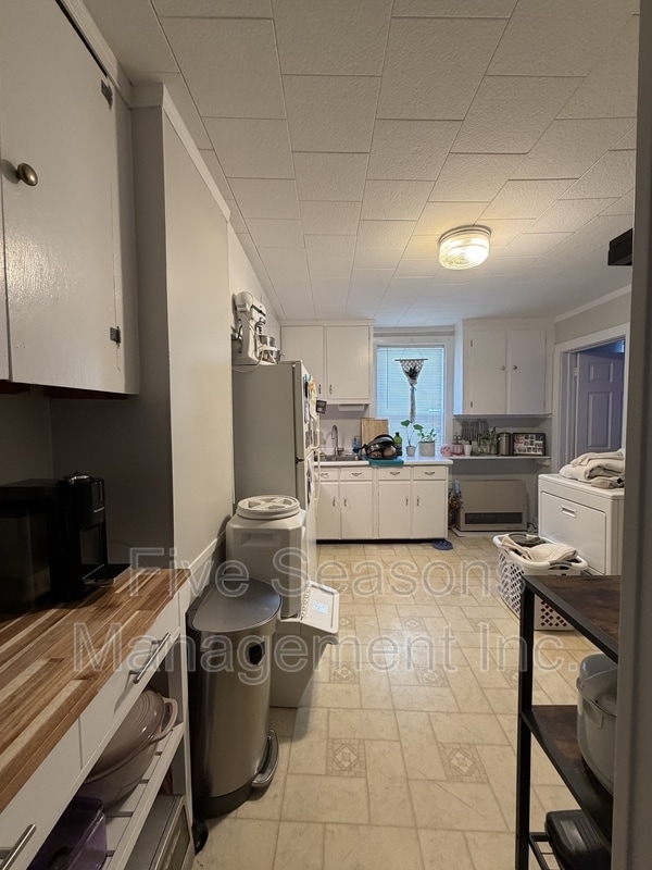 Foto del edificio - 28-30-30 Conger Ave