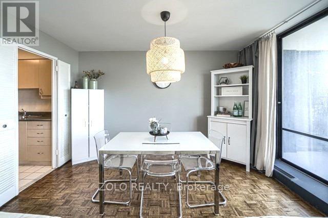 Building Photo - 135 Antibes Dr