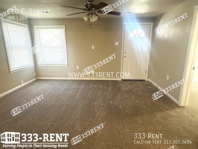 Building Photo - 610 C. Street-