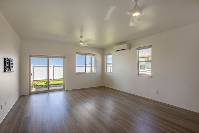 Building Photo - Island Living in Iliahi at Ho‘opili – Bright & Breezy 4Bed/3Bath Ewa Beach, HI