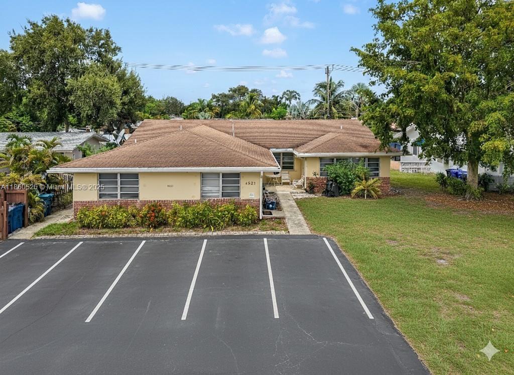 Foto principal - 1821 NE 56th St