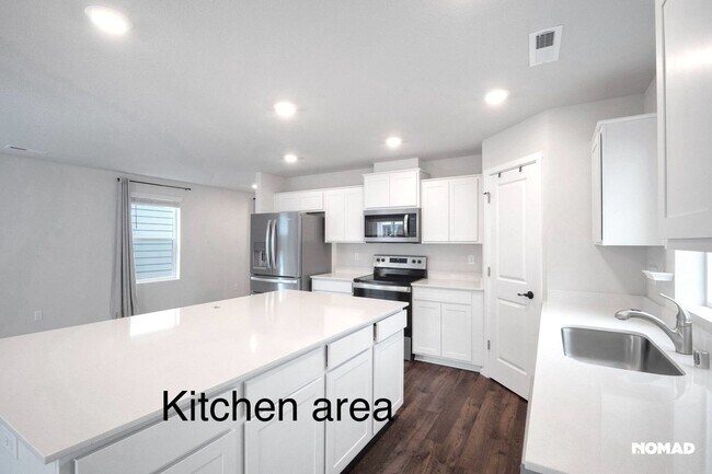 Foto del edificio - Spacious 4BR House in Ridgefield