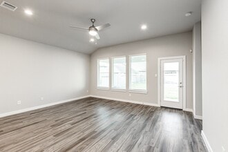 Building Photo - 22806 Theodoli Dr
