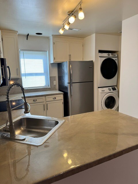 Foto del edificio - 765 Exton Ct
