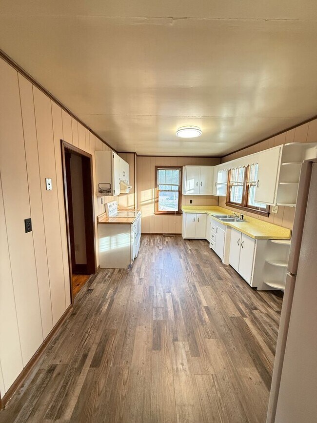 Foto del edificio - 11 Strawberry Ln