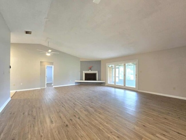Foto del edificio - 4604 Dillwyn Dr