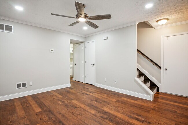 Foto del edificio - 700 Alta View Ct