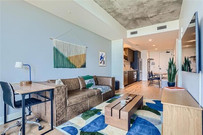 Foto del edificio - 48 Unit 1806 Ave