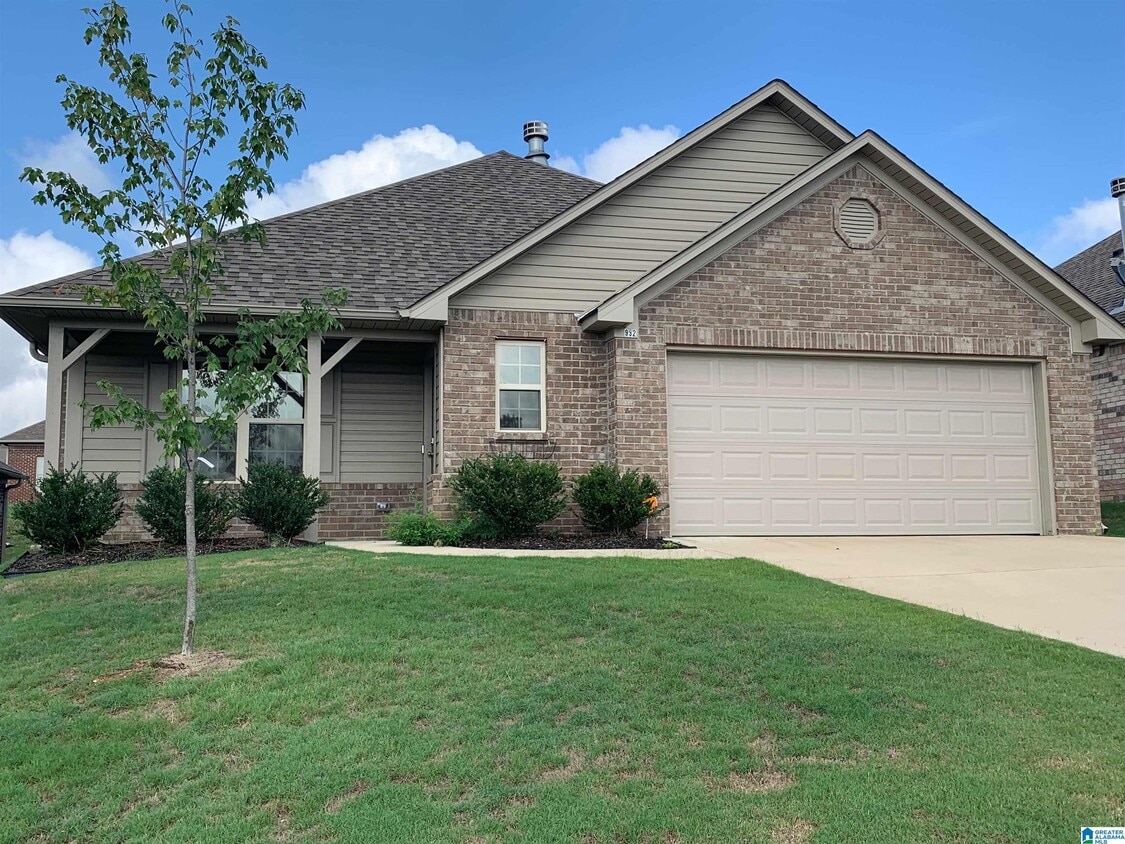 932 Alise Cir, Fultondale, AL 35068 House Rental in Fultondale, AL