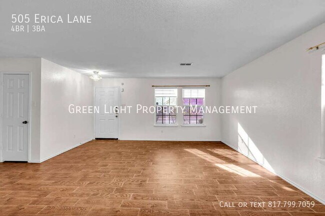 Foto del edificio - 505 Erica Ln