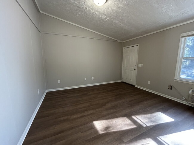 Foto del edificio - Apartment For Rent