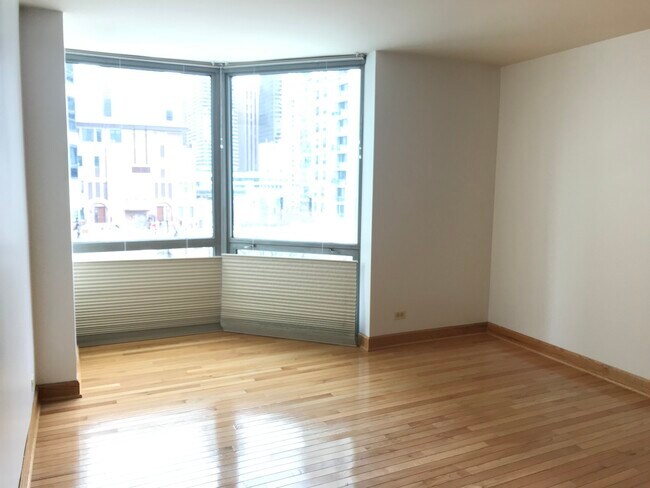 Foto del edificio - 195 N Harbor Dr