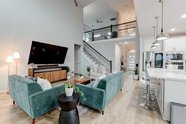 Foto del edificio - 8100 Donnelley Dr