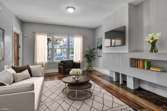 Building Photo - 3 br, 1 bath Duplex - 182 Whitney Place A