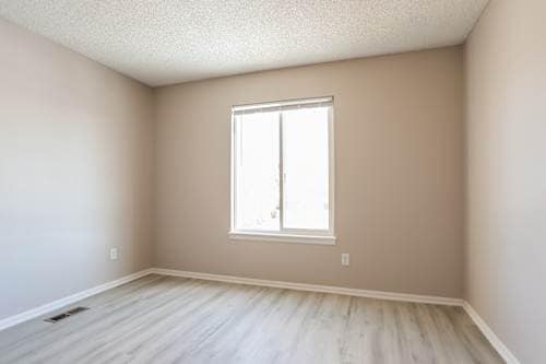 Foto del edificio - 4576 Davenport Way