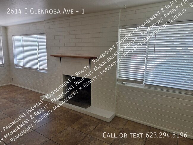 Building Photo - 2614 E Glenrosa Ave