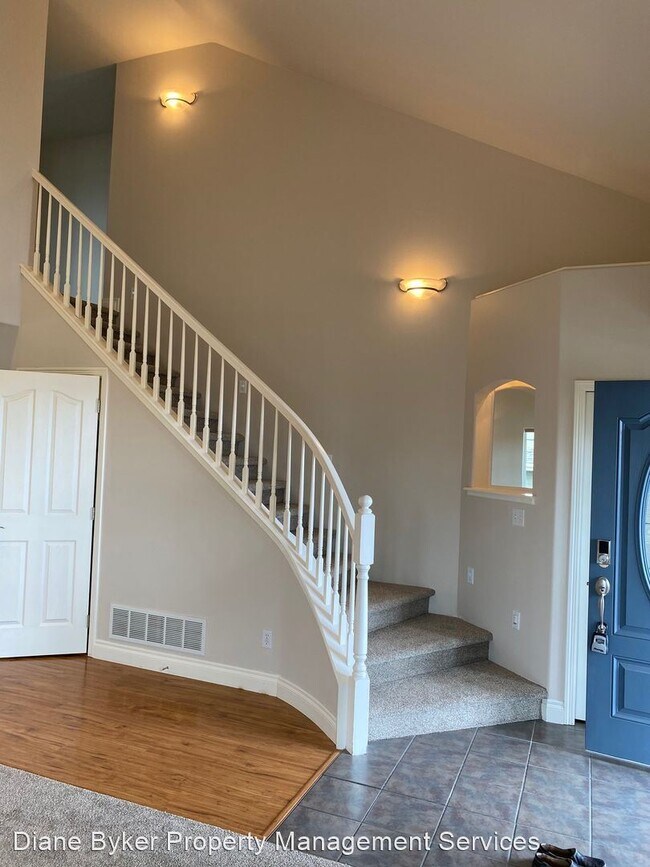 Building Photo - 6 br, 3 bath House - 16107 Grand Bluff Circle