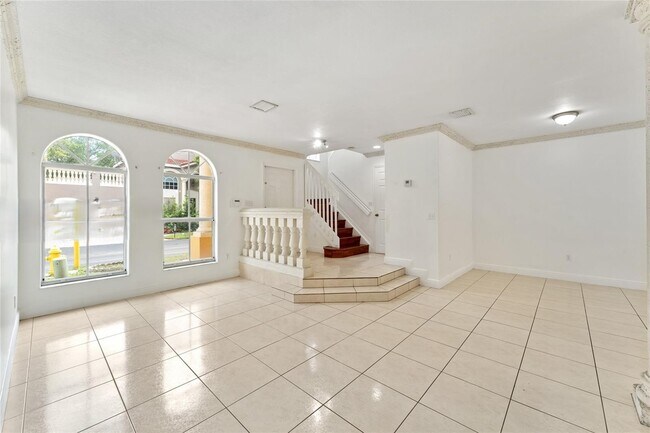 Building Photo - 10819 NW 51st Ln