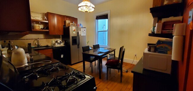 Cocina comedor - 1 Jess Street