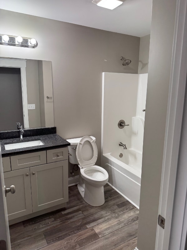 Building Photo - 623 Fondel Ln