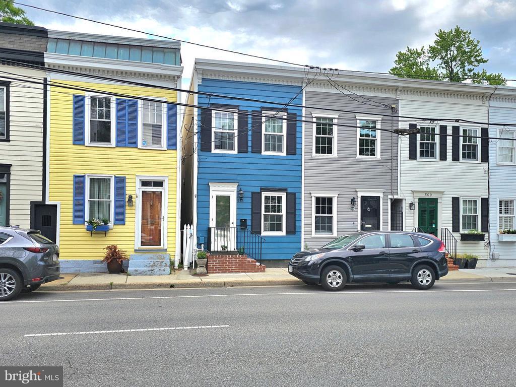 Primary Photo - 513 N Patrick St