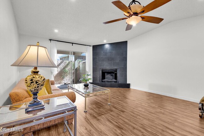 Foto del edificio - 3033 N 37th St