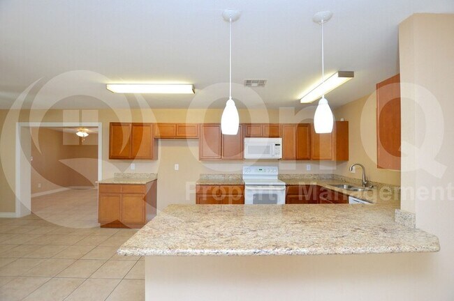 Foto del edificio - 10810 N 73rd Dr