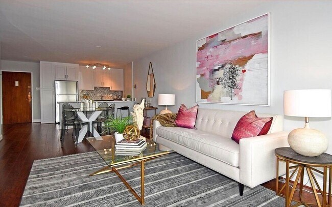 Foto del edificio - 1425 4th St SW