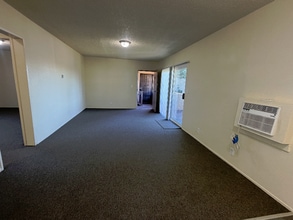 Building Photo - 700 N East End Ave