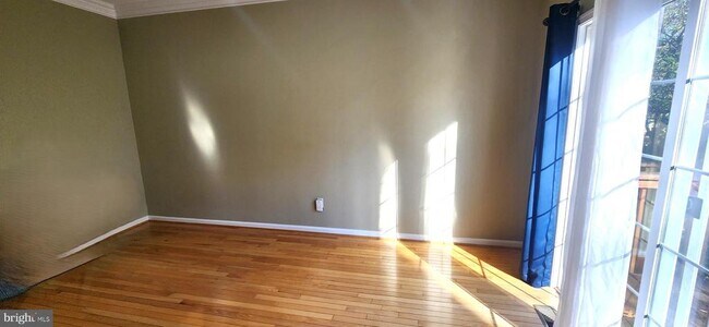 Foto del edificio - 223 Wintergull Ln