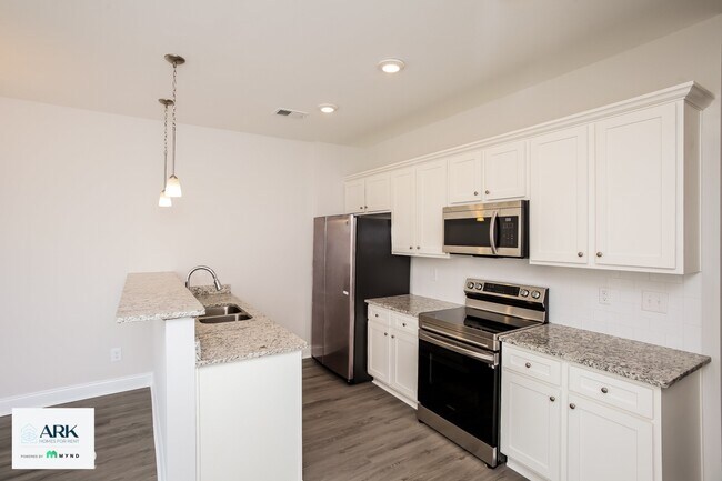 Foto del edificio - 417 Blue Robin Ln