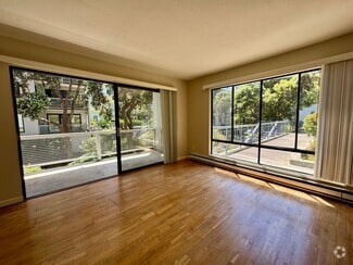 Building Photo - 6 Admiral Dr