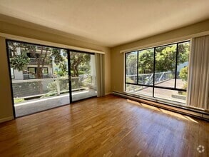 Building Photo - 6 Admiral Dr