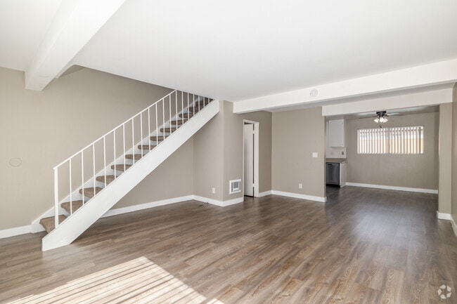 2BR, 2BA - 1,000SF - Living Room - 910 Enterprise Ave.