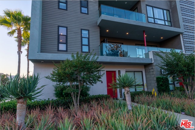 Building Photo - 12785 Bluff Creek Dr