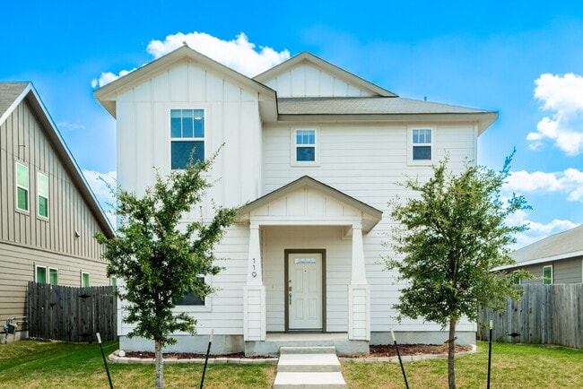 Building Photo - 119 Oakdale Meadows Ln