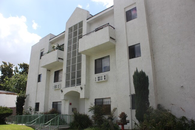 Building Photo - Park Vista