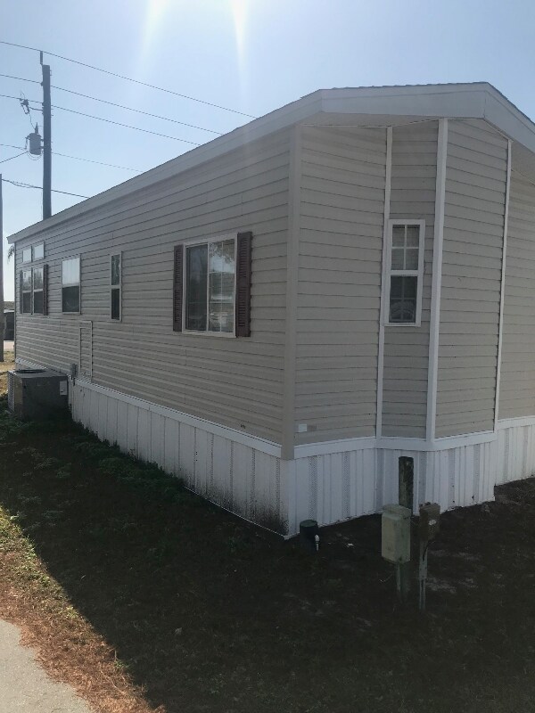 Building Photo - 9751 FL-78