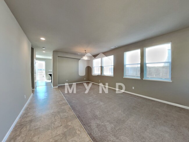 Foto del edificio - 3775 Thistledown Ct