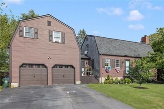 Building Photo - 45 E St