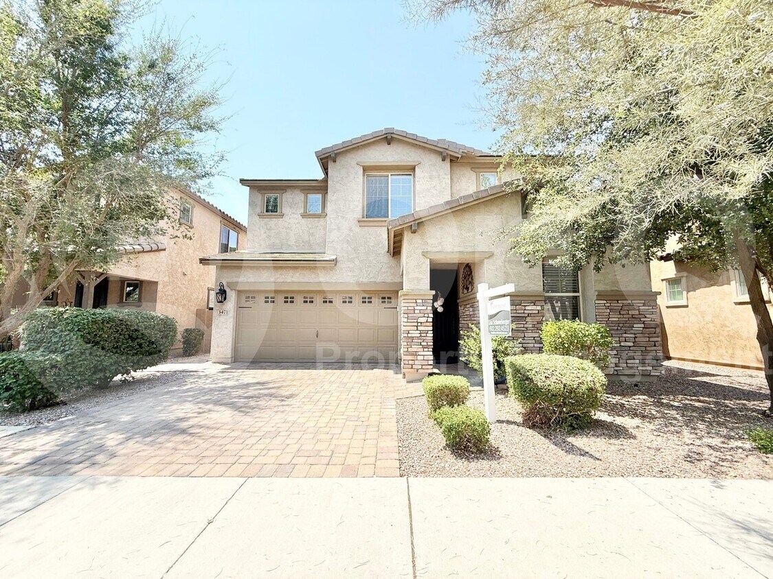 Primary Photo - 3471 E Azalea Dr