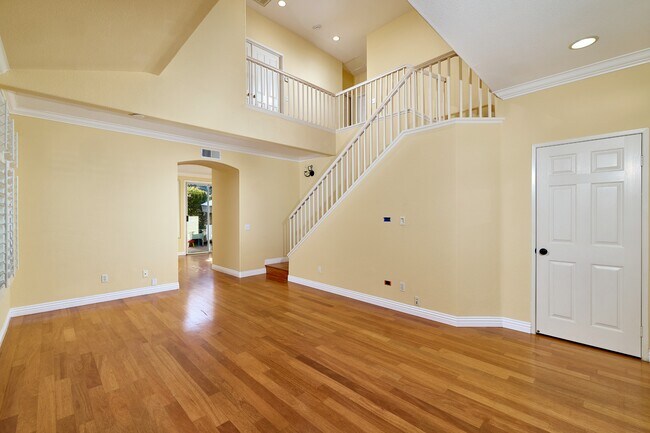Foto del edificio - 1008 Cottage Way