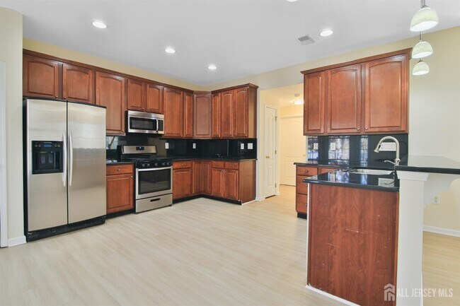 Foto del edificio - 4 Timber Grove Ct