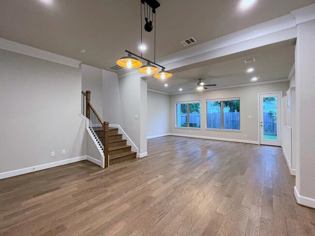 Foto del edificio - 5235B Petty St