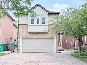 Building Photo - 5735 Tayside Crescent