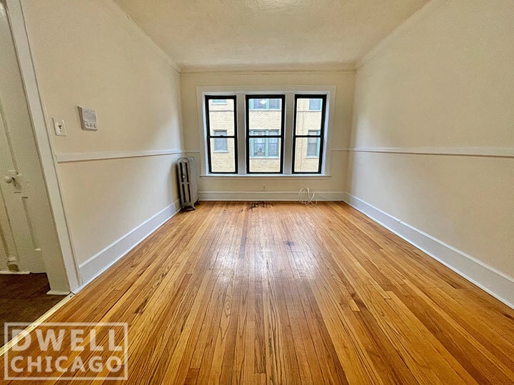 Primary Photo - 2350 N Spaulding Ave