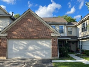 Building Photo - 150 White Branch Ct N